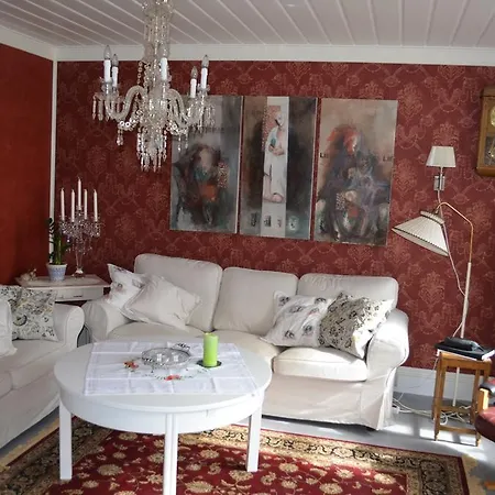 Nesland Lofoten Holiday home