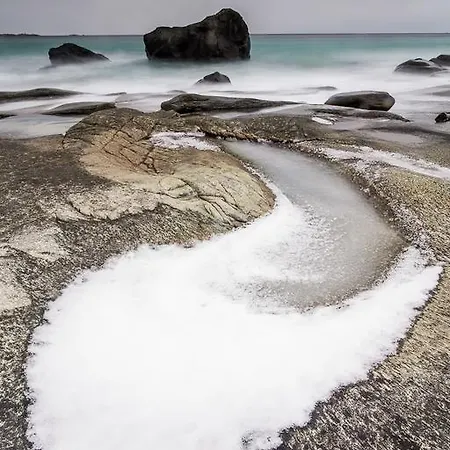 Nesland Lofoten بيت للعطل